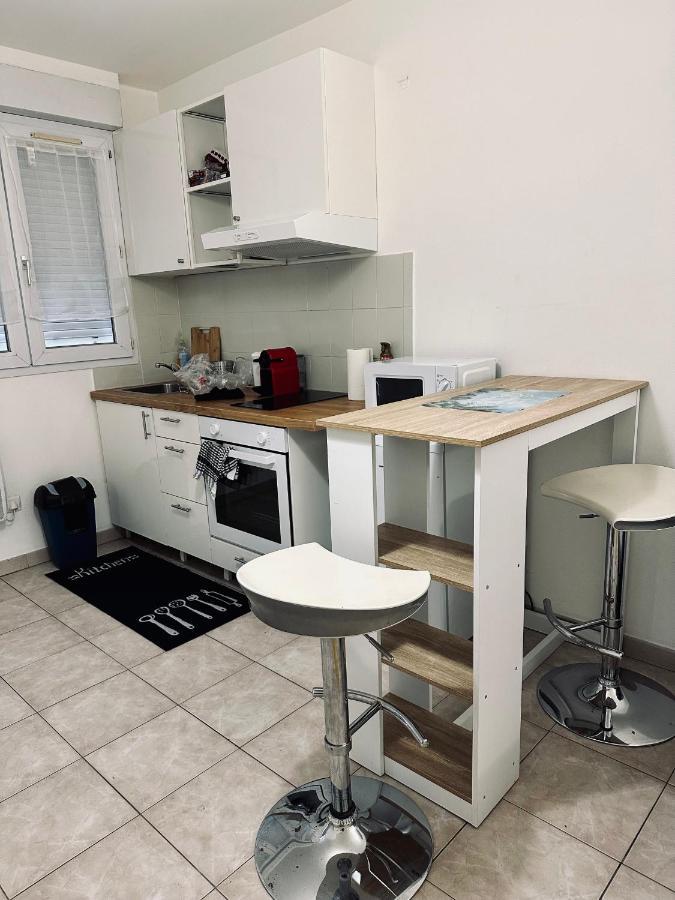 Apartment Superbe T1 Proche Champs-Sur-Marne